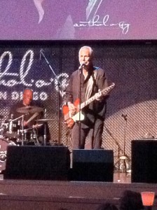 Kal David performing.