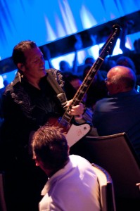 Tommy Castro playing through the crowd!